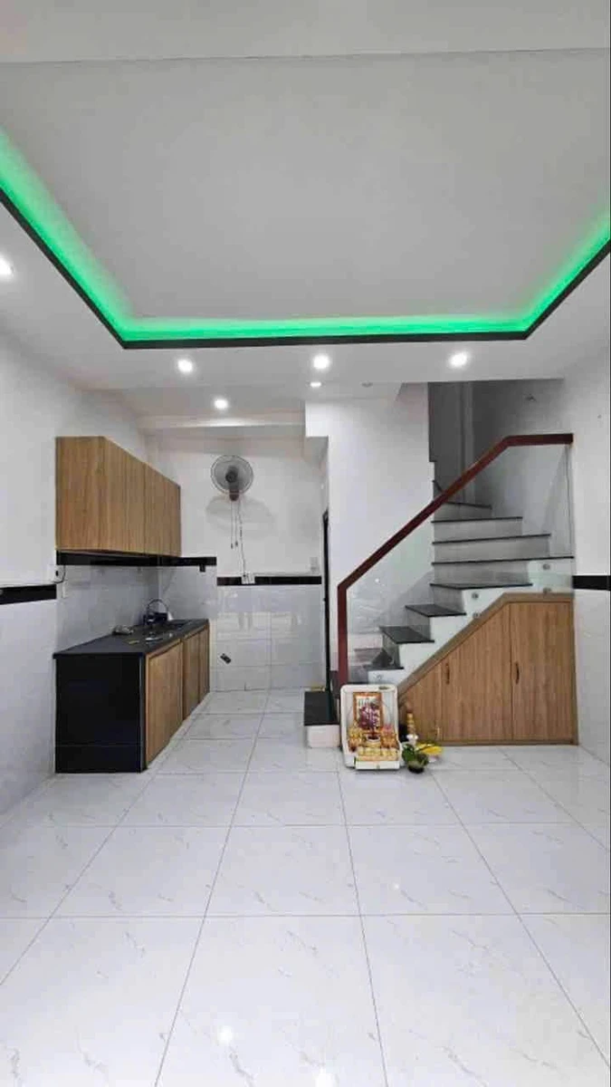Bán nhà hẻm 2 mặt tiền 1 trệt 1 lầu, DTSD 40m2, đường Lạc Long Quân, nhỉnh 3 tỷ - Ảnh thu nhỏ 2