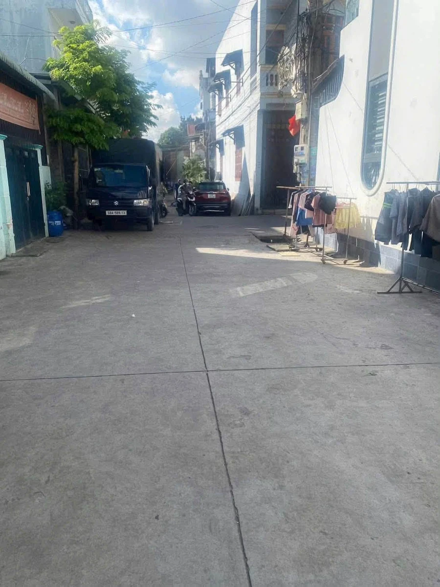 Bán nhà Trần Thị Dương, Dĩ An 55m2 1 tỷ 650 triệu - Ảnh thu nhỏ 3