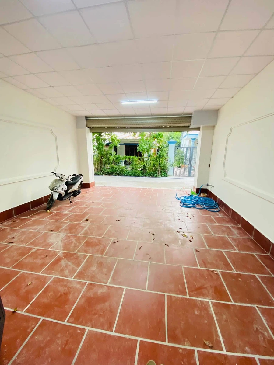 Nhà lầu 160m² 4 phòng ngủ sân ôtô, gần trường học Bình Nhâm 5 tỷ - Ảnh thu nhỏ 3