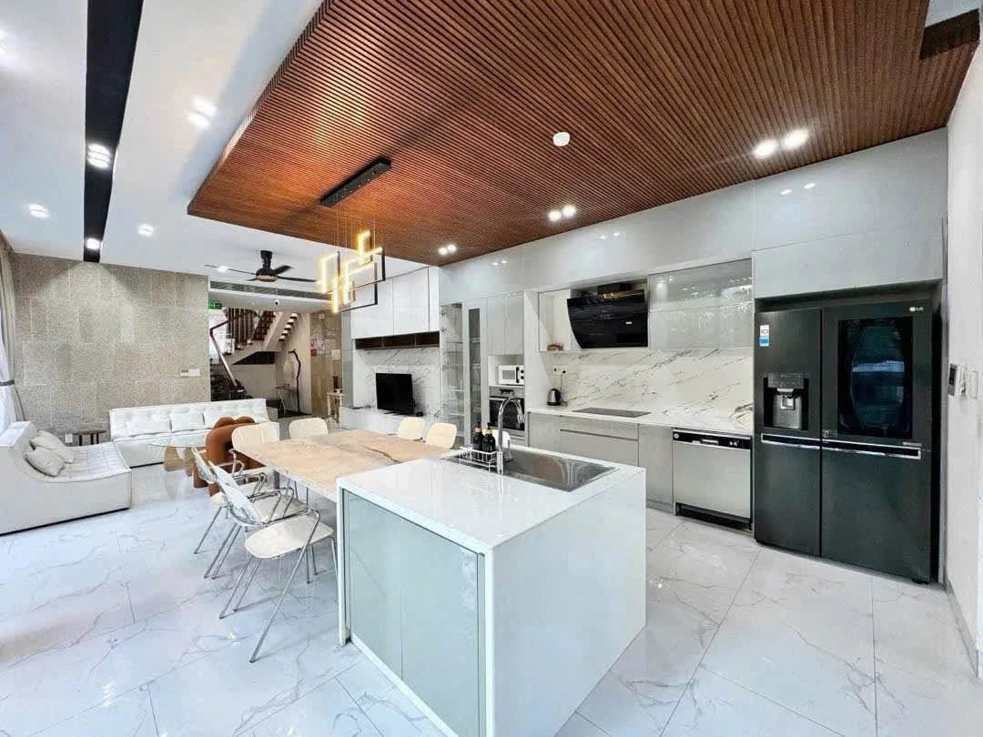 Bán villa 4 tầng góc 2 mặt tiền Hải Châu, 194m², 32 tỷ - Ảnh thu nhỏ 5