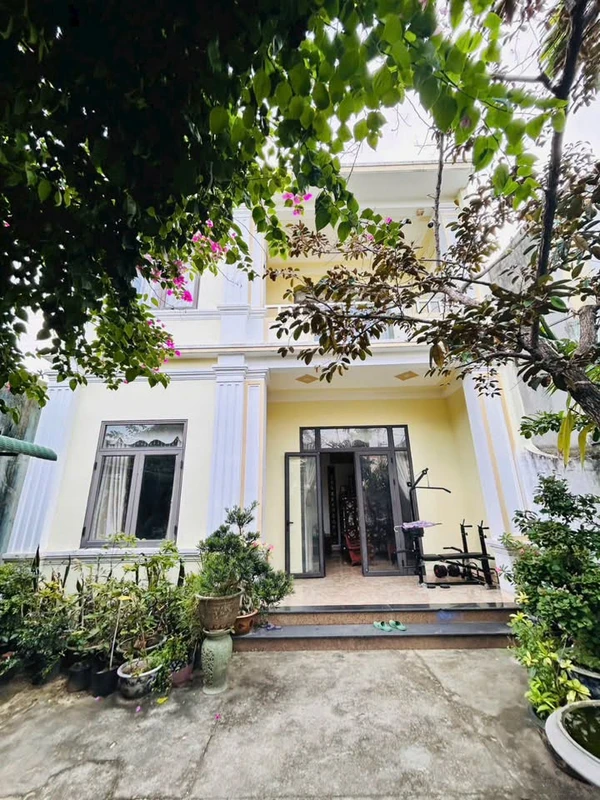 Bán biệt thự 2 mê 188m² Trần Anh Tông Ba La, 5 phòng ngủ 2 tỷ 4
