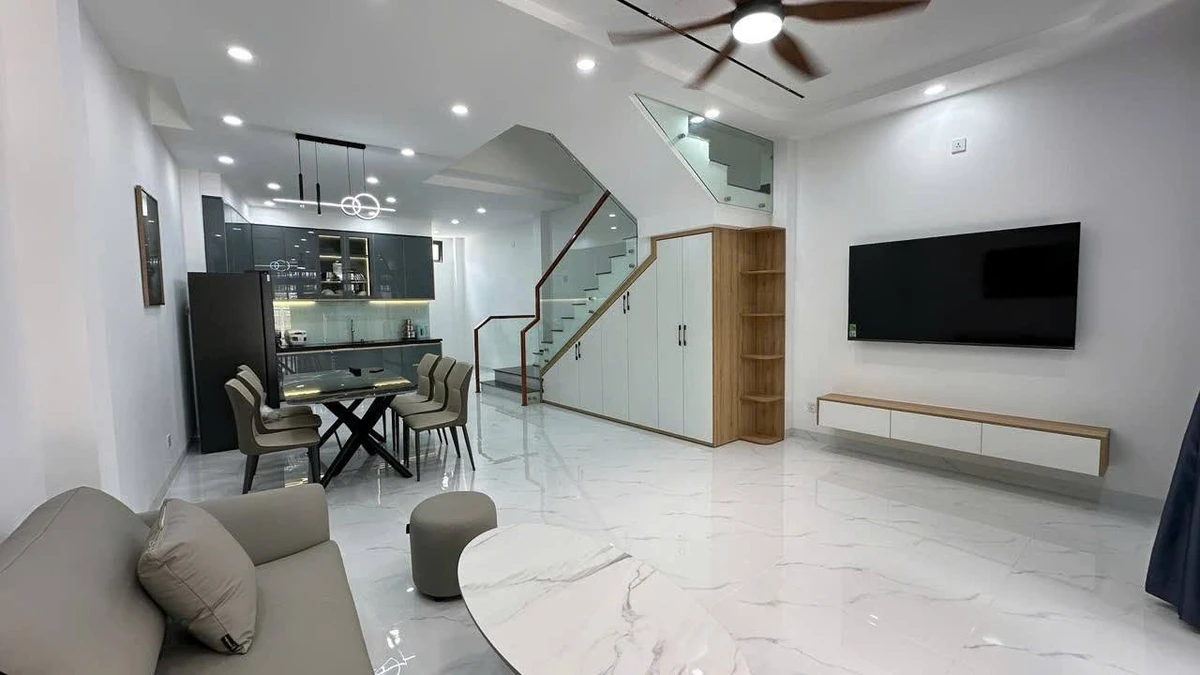 Bán nhà phố 4 tầng 73m2 Phạm Văn Đồng Nha Trang 11.5 tỷ - Ảnh thu nhỏ 3