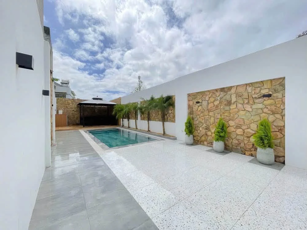 Bán villa 3PN hồ bơi 198m2 Trịnh Tố Tâm Tân Lợi - Ảnh thu nhỏ 2