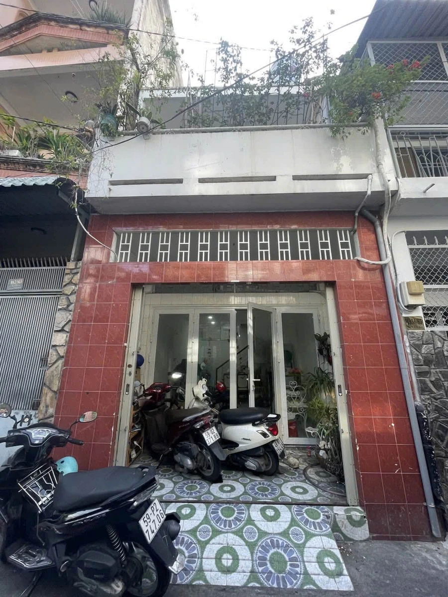 Bán nhà 2 tầng 41m² hẻm xe hơi đường Cách Mạng Tháng Tám, Quận 10 - Ảnh thu nhỏ 4