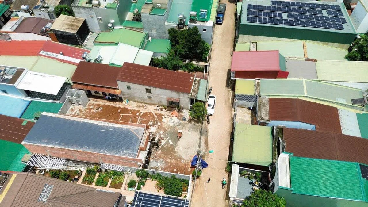 Bán nhà mê lửng 3PN + 3 phòng trọ 150m², Quận 12 - Ảnh thu nhỏ 2