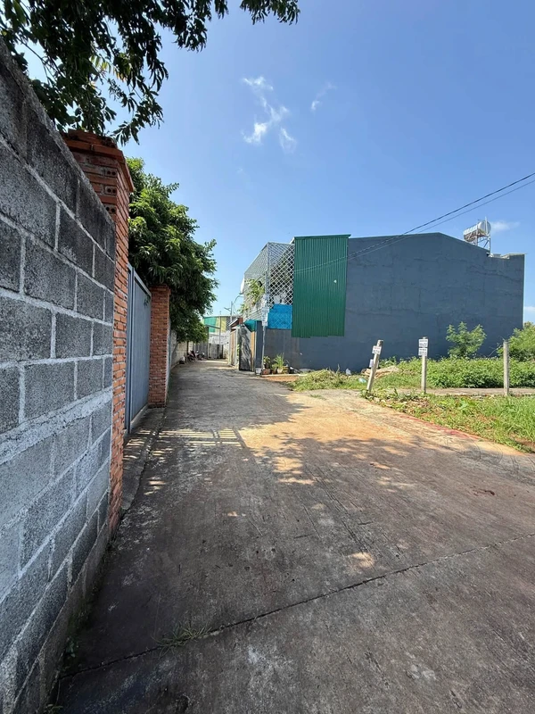 Bán đất thổ cư 100%, 5x20m nở hậu, hẻm 24 Lương Thế Vinh, Buôn Ma Thuột