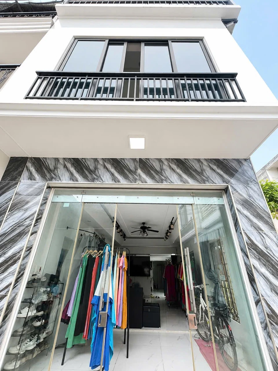 Bán nhà 2 tầng 63m² kinh doanh Hồ Sen 6 tỷ - Ảnh 1