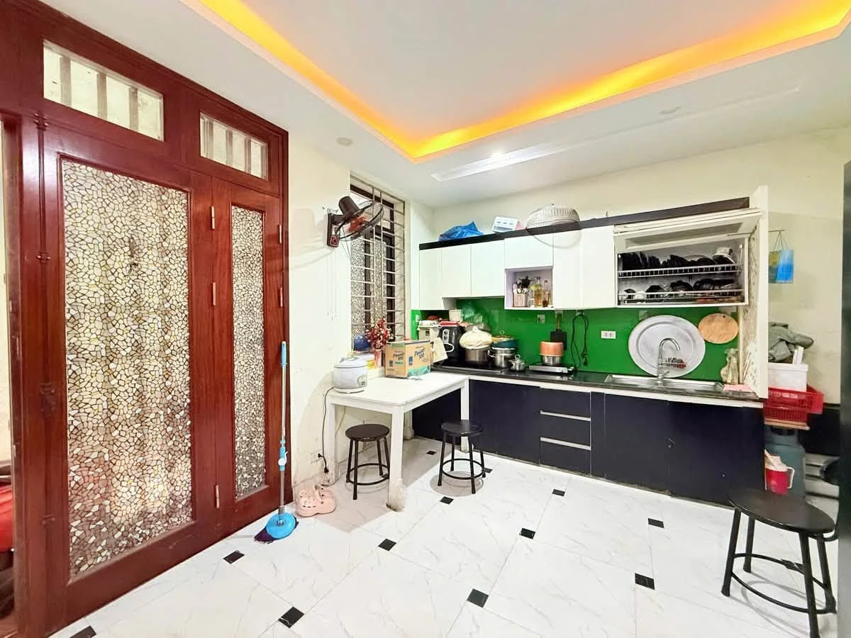 Bán nhà 5 tầng 30m2, 3 phòng ngủ, ngõ 3 gác tại Mễ Trì Hạ, Hà Nội - Ảnh thu nhỏ 2