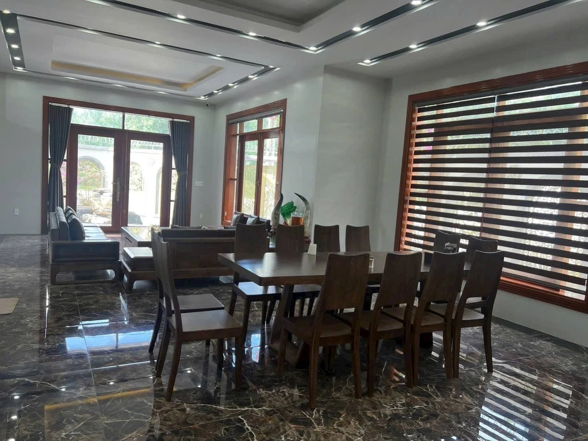 Bán biệt thự góc 2 mặt tiền Lê Đại Hành 248m2, 4PN, phường Long Tâm, TP Bà Rịa - Ảnh thu nhỏ 5