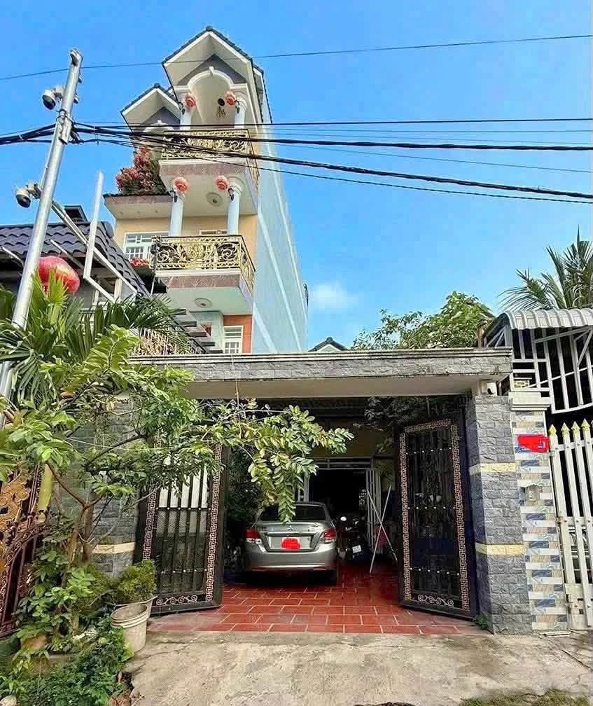 Bán nhà 1 trệt 1 lửng 5x25m, giá 2,25 tỷ tại Phường Tân An, Thủ Dầu Một, Bình Dương - Ảnh 1