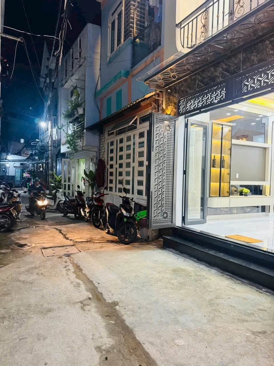 Bán nhà 3 tầng 4PN 40m2 đường Bùi Quang Là, Phường 12, Gò Vấp, giá 5,8 tỷ - Ảnh thu nhỏ 3