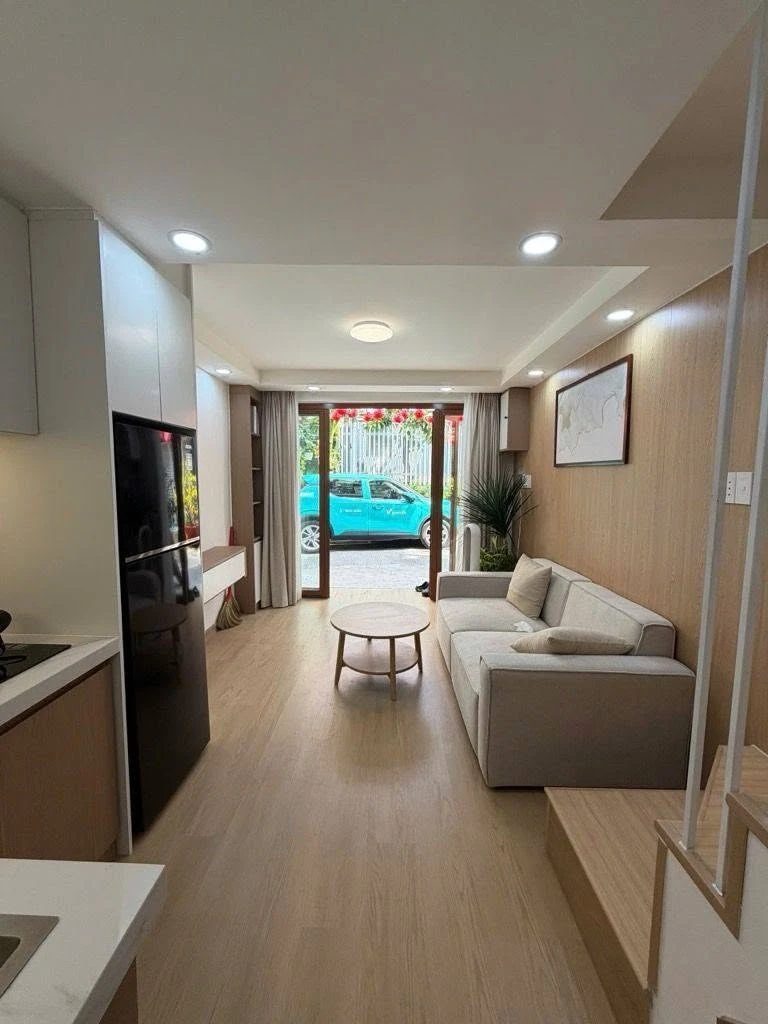 Bán nhà 30m2 x2 tầng, 3PN, 2WC, 6.25 tỷ, Phú Nhuận - Ảnh 1