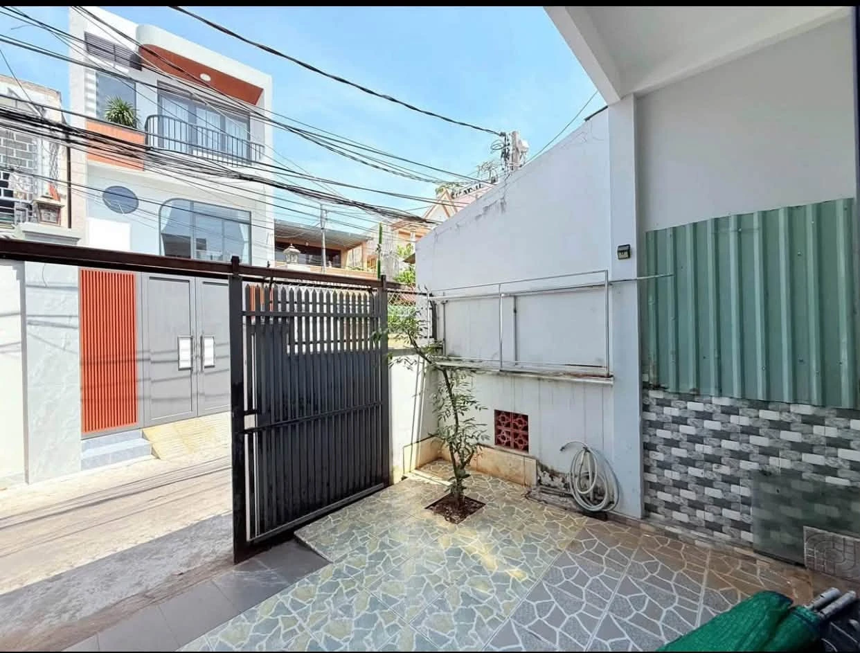 Bán nhà 1 trệt 1 lầu 60m2 Hoàng Hoa Thám, Vũng Tàu, 4,5 tỷ - Ảnh 1