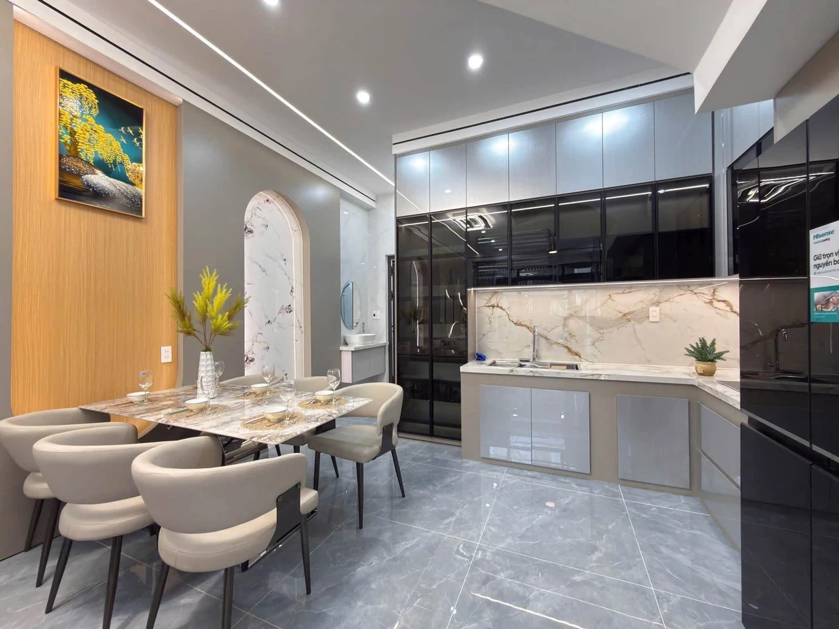 Bán nhà 3 tầng 61m² 5,6 tỷ Quận 4 - Ảnh thu nhỏ 4