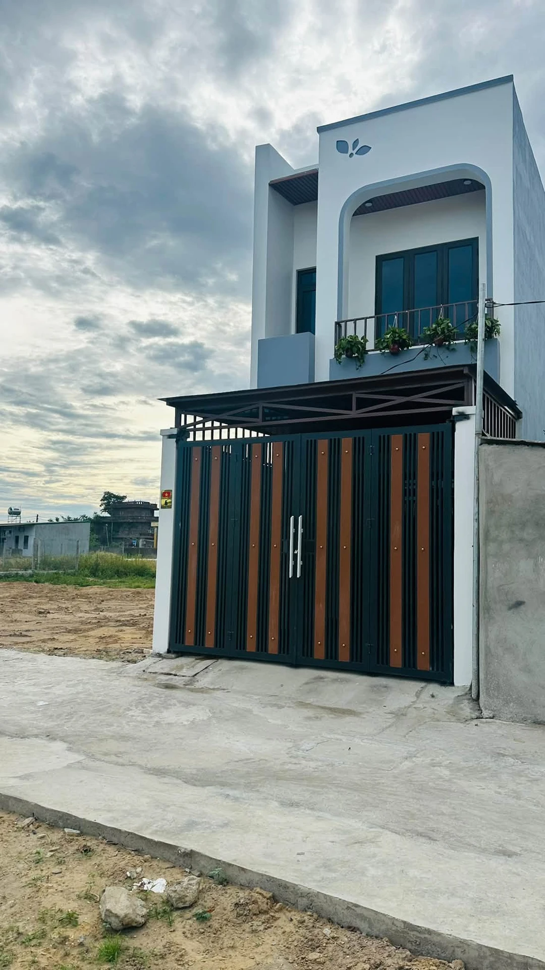 Bán nhà 2 tầng 77.6m2 3PN gần 3 tỷ Nghệ An - Ảnh 1