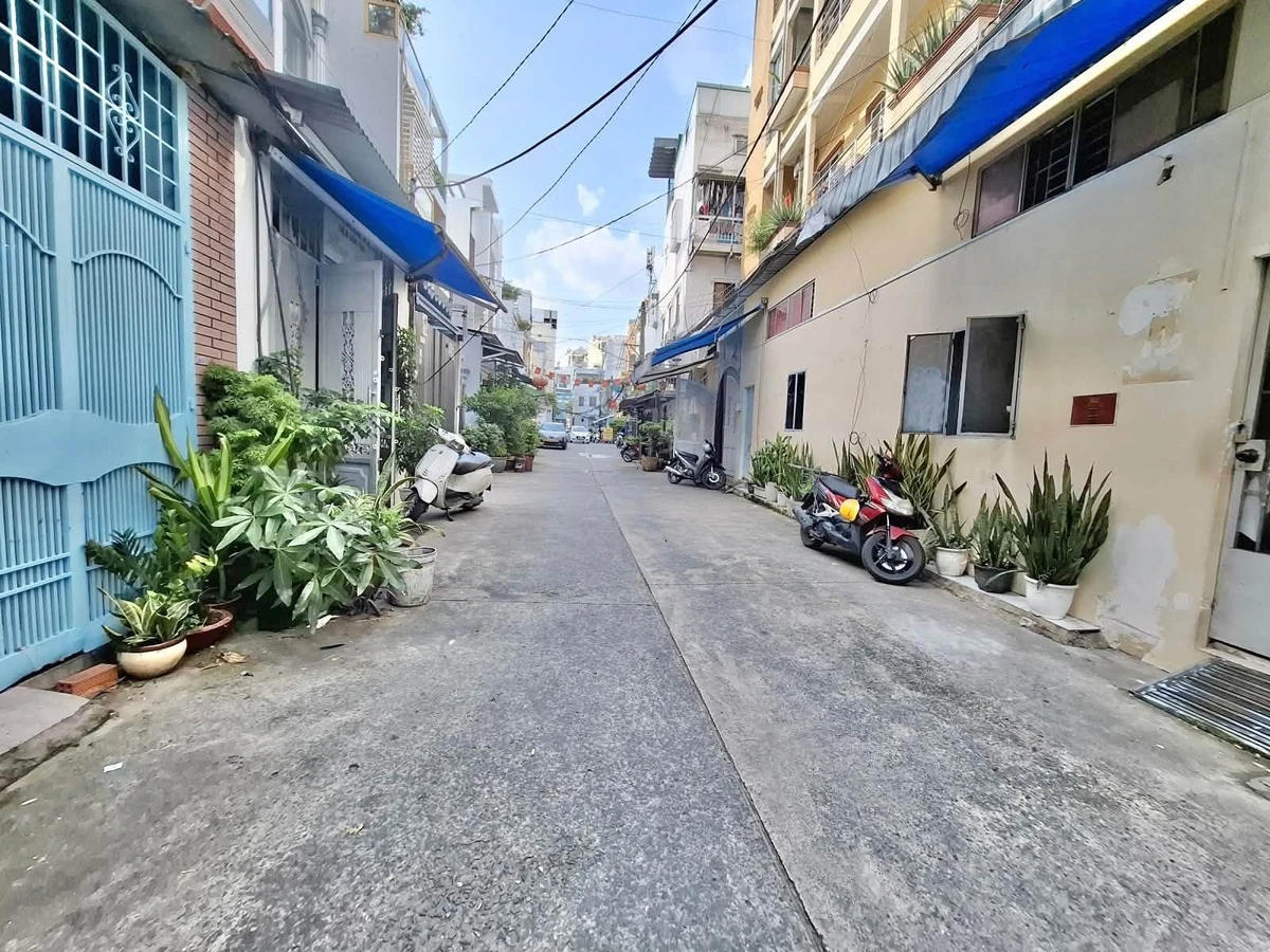 Bán nhà cấp 4 hẻm nhựa 6m góc Tô Hiến Thành - Sư Vạn Hạnh, Quận 10, 60m2 - Ảnh 1