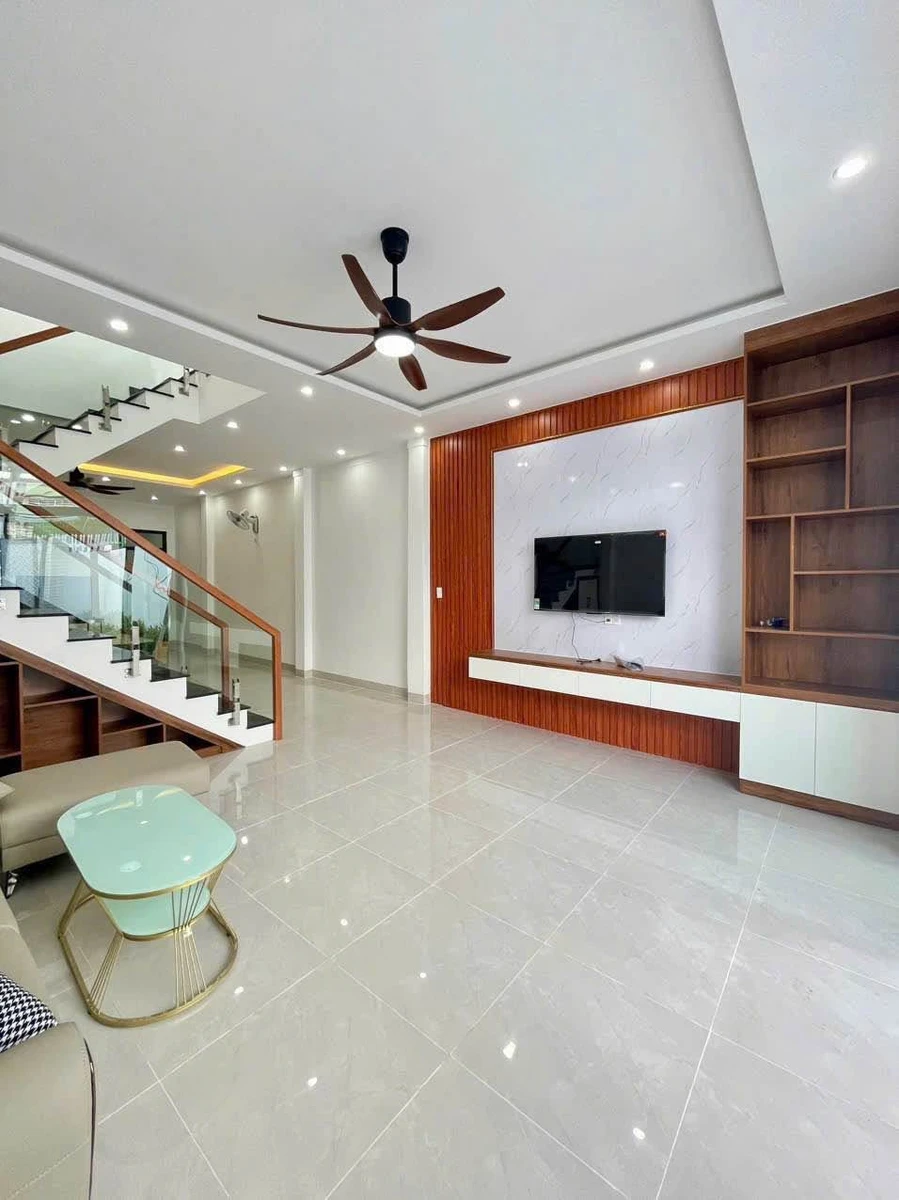 Bán nhà hẻm 4.35x22.5m, 3 PN, 2 WC, Quận 12 - Ảnh thu nhỏ 2