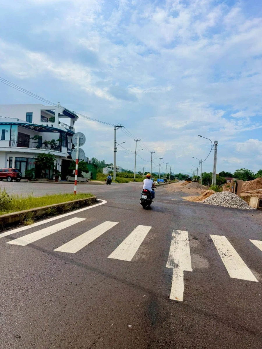 Bán nhà mặt tiền 30m, 115m² Quy Nhơn, 2.9 tỷ - Ảnh 1