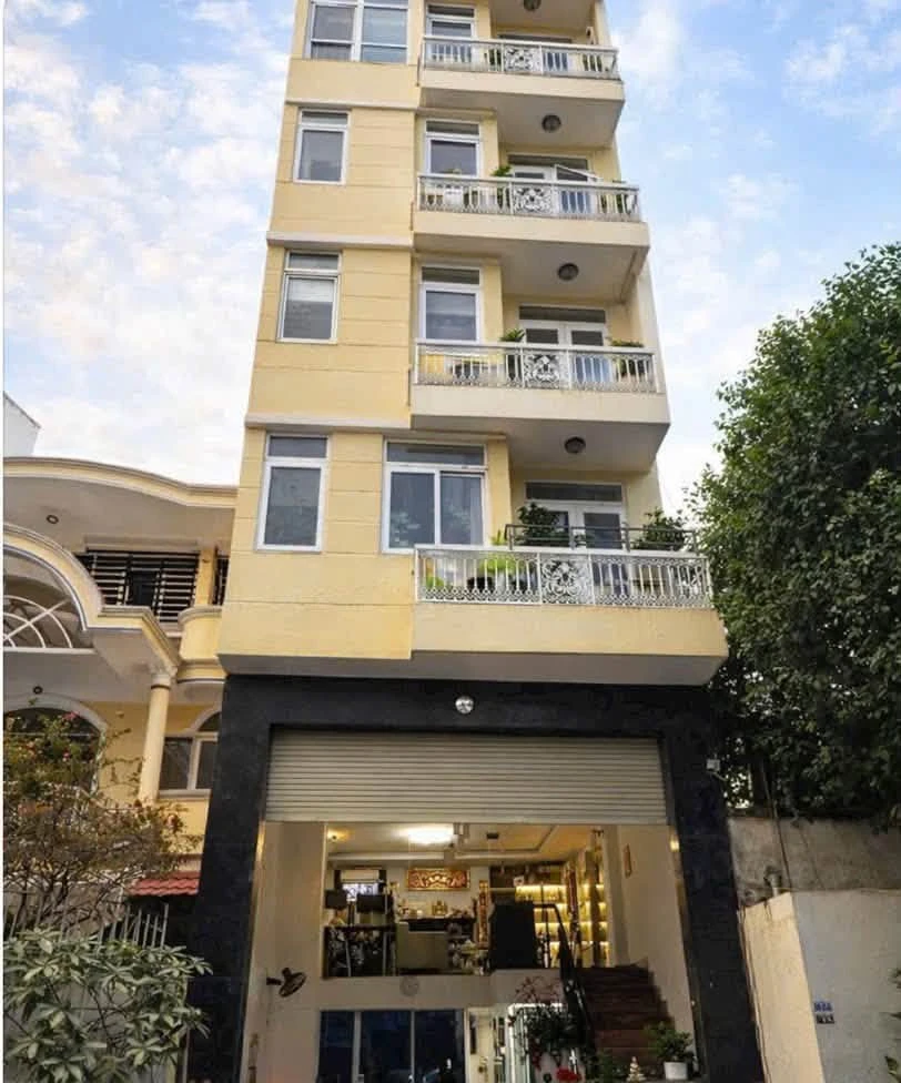 Bán khách sạn 2 mặt tiền Yên Thế 460m² Tân Bình - Ảnh 1