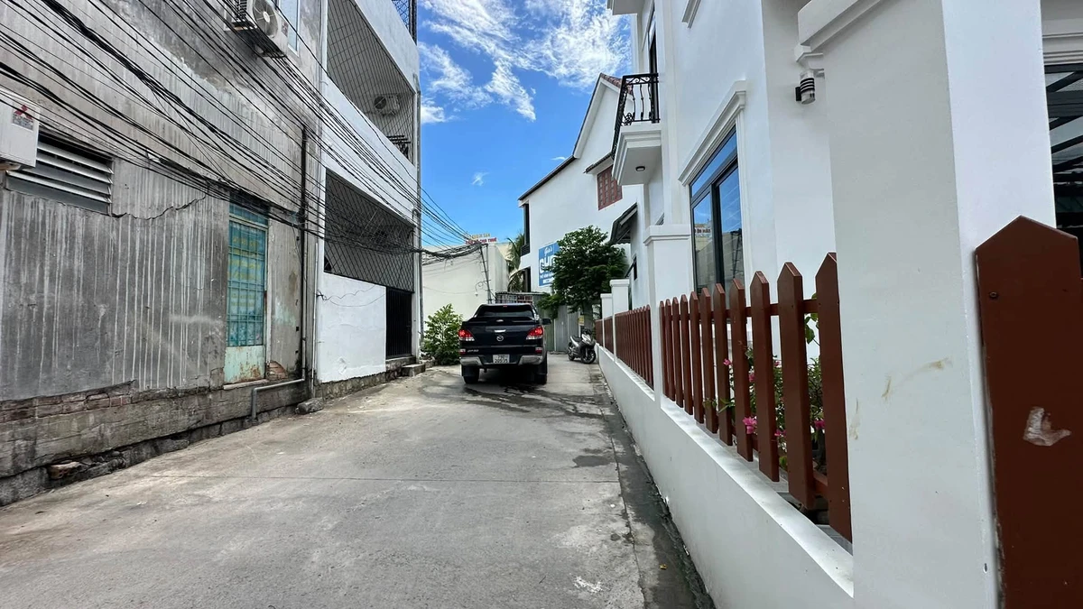Bán nhà 3 tầng lô góc 2 mặt tiền full nội thất giá 6,5 tỷ tại Vĩnh Châu, Tây Nha Trang - Ảnh thu nhỏ 4