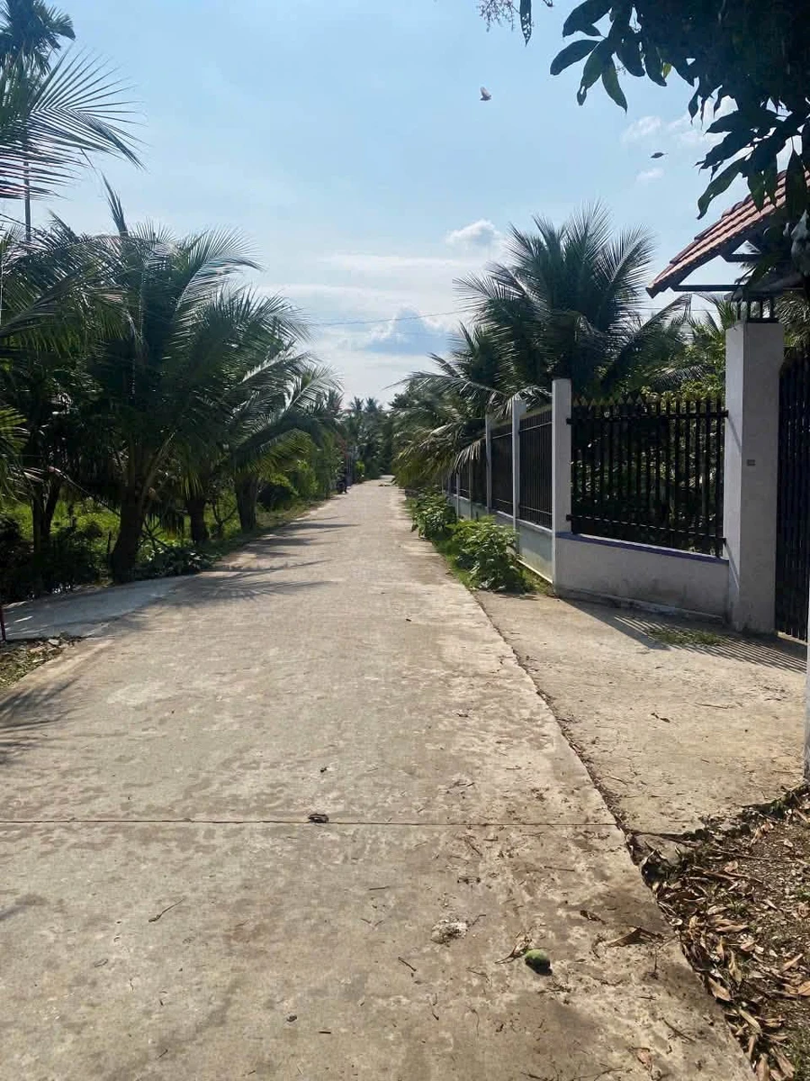 Bán nhà đất 2.347m² 3 phòng ngủ giá 3,5 tỷ Nhà Bè - Ảnh 1