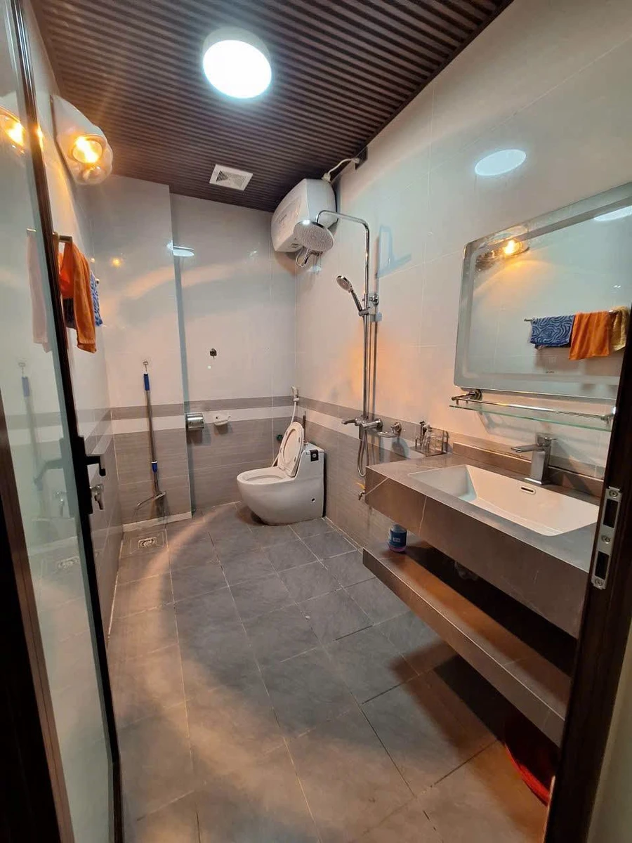 Bán nhà 3 tầng 120m² mặt tiền 5m, Quận 12 - Ảnh thu nhỏ 5