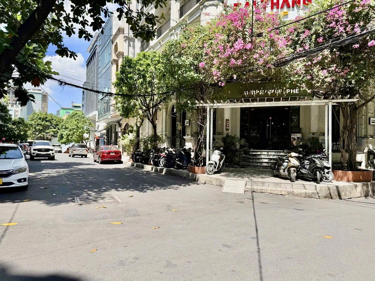 Bán nhà 5 tầng hẻm nhựa 13m đường Nguyễn Gia Trí, Phường 25, Bình Thạnh, 82m², giá 23 tỷ - Ảnh 1