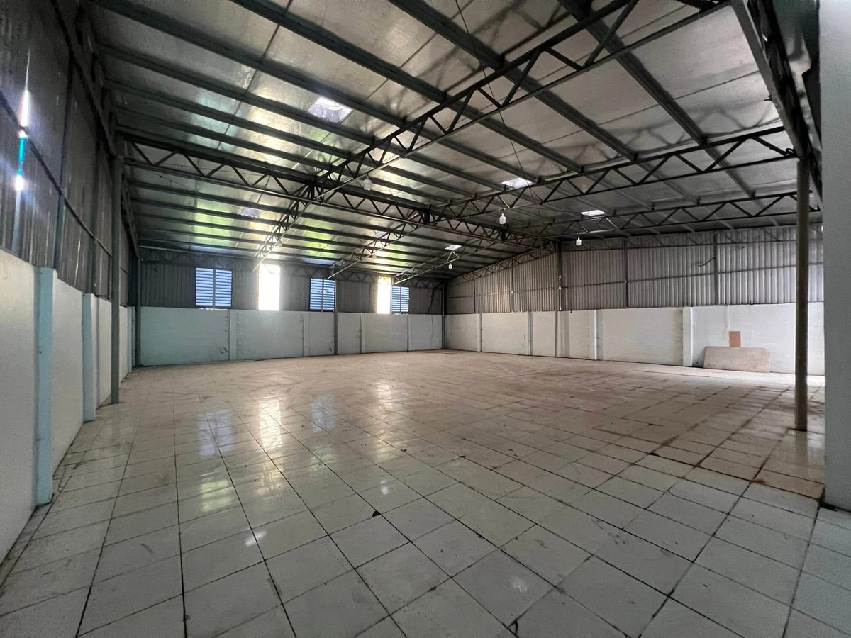 Bán nhà 1 trệt 1 lầu kho 637m2 Thủ Dầu Một Bình Dương - Ảnh thu nhỏ 4