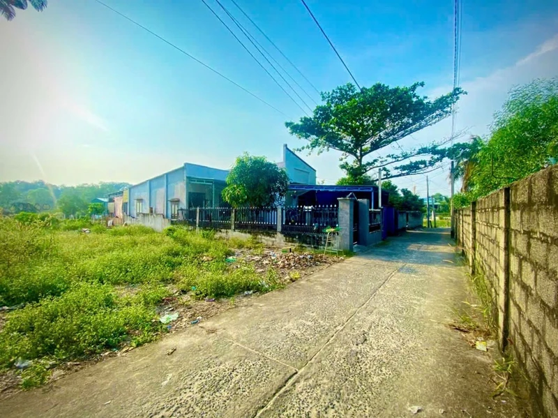 Bán đất 306m² thổ cư 247,6m² gần biển Lagi 1,2 tỷ
