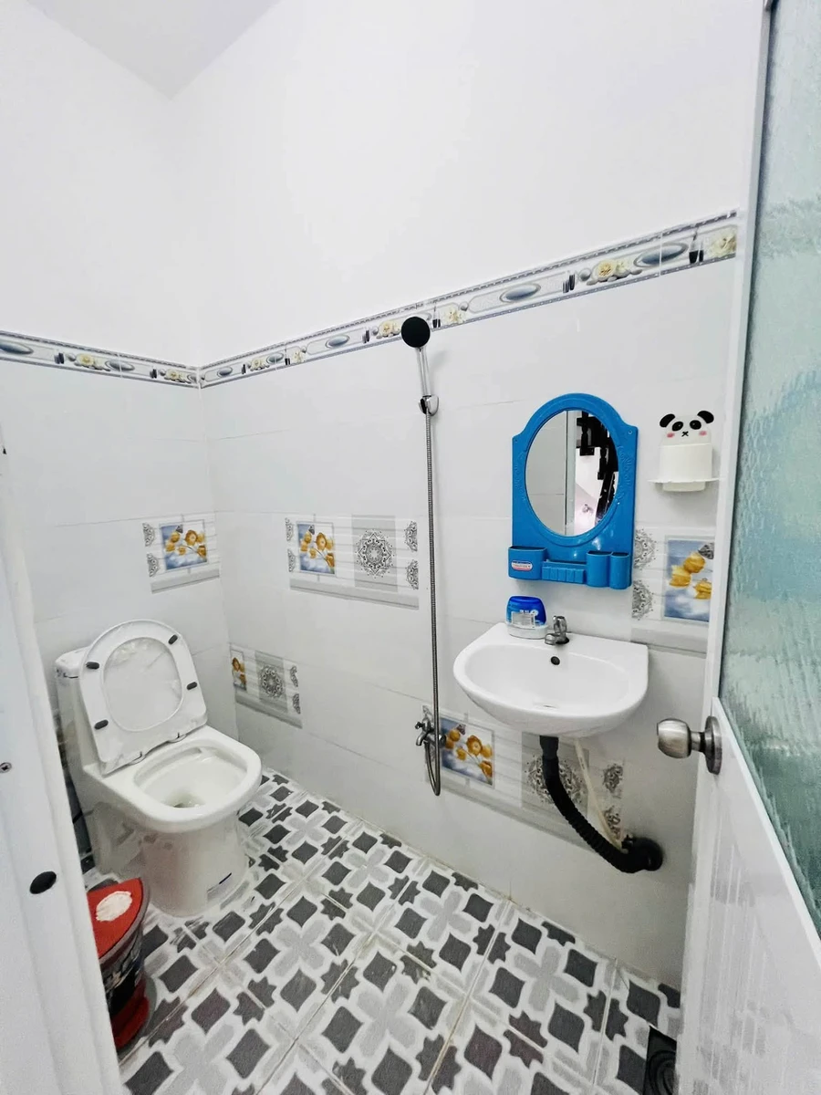 Bán nhà 2 lầu 4PN 44m² Cần Giuộc Long An 1.9 tỷ - Ảnh thu nhỏ 5