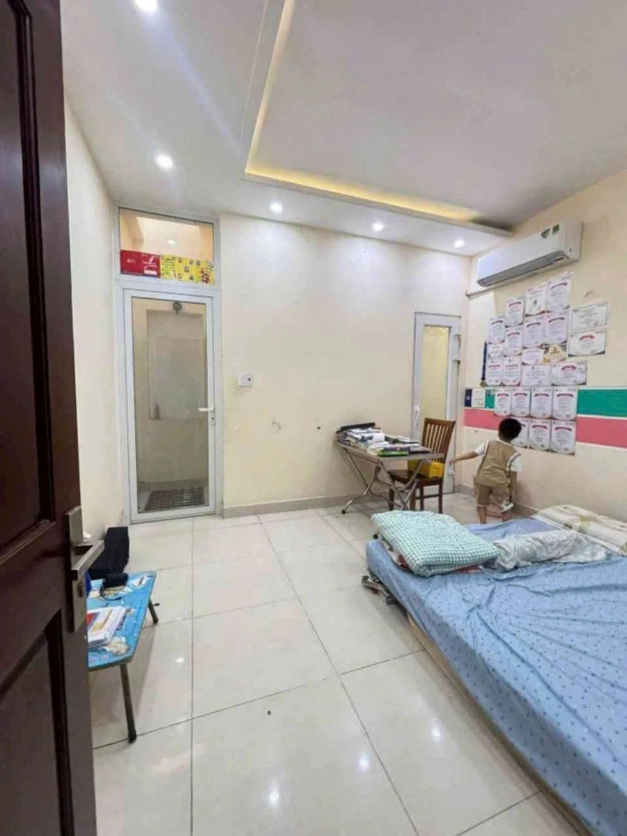 Nhà 80m², 2 tầng đối diện Vạn Phúc, Thủ Đức, 7,5 tỷ - Ảnh thu nhỏ 4