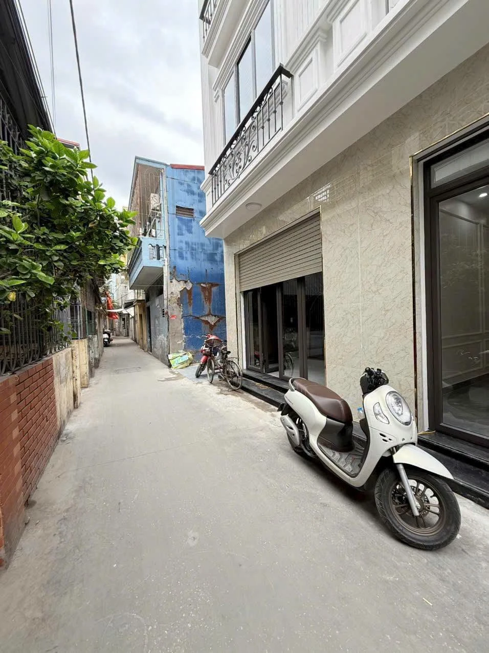 Bán nhà mặt ngõ 4 tầng, 45m², 4PN, Quận 1 - Ảnh 1