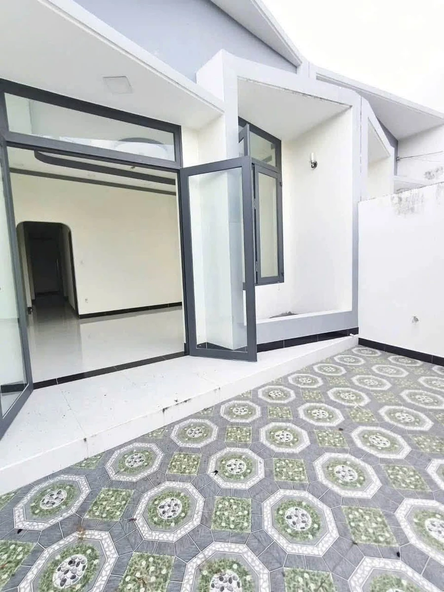 Bán nhà hẻm 2 phòng ngủ 105m² Tân An Long An 1,35 tỷ - Ảnh thu nhỏ 2