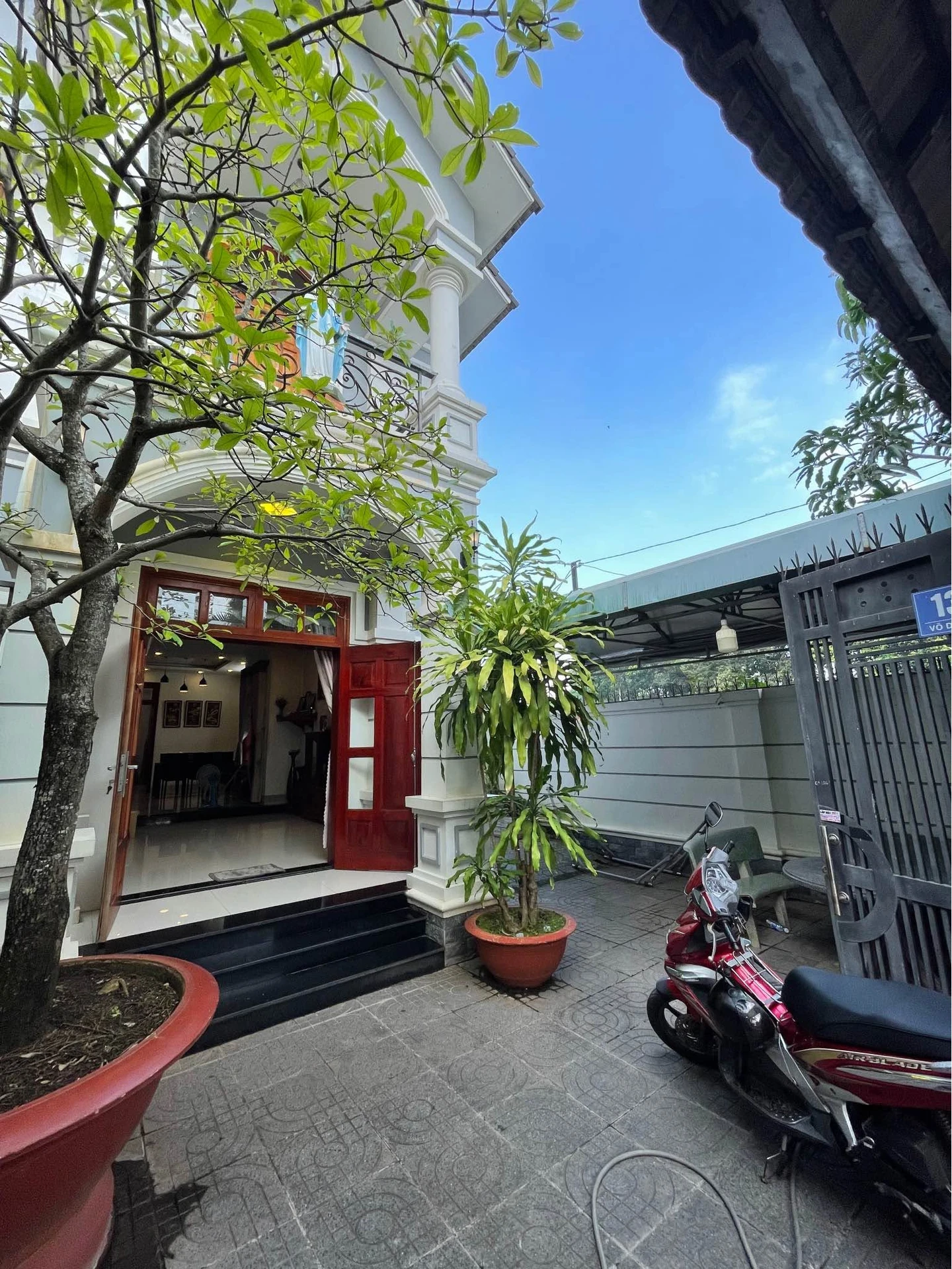 Biệt thự mái Thái Võ Duy Ninh, 4 PN, 100m² Nhà Bè, 5 tỷ - Ảnh 1