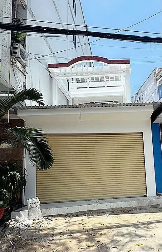 Bán nhà 3 tầng 122.5m² Trần Phú Quận 7, 7 tỷ - Ảnh 1