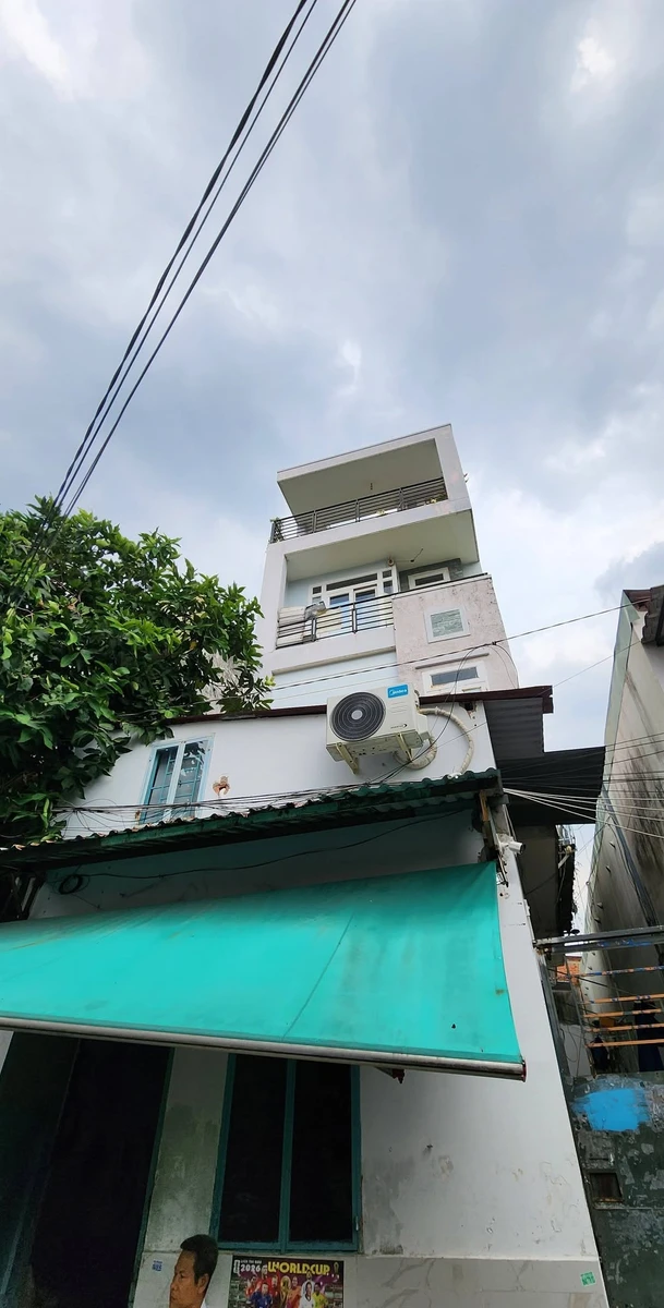 Bán nhà 4 tầng hẻm xe tải 106m² sau lưng Văn Lang, Bình Thạnh, 12 tỷ - Ảnh thu nhỏ 2