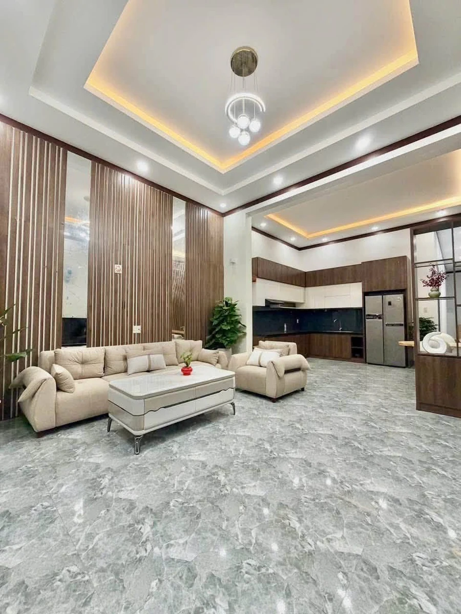 Nhà mặt tiền 5x28m 3 phòng ngủ Buôn Ma Thuột 3.38 tỷ - Ảnh 1