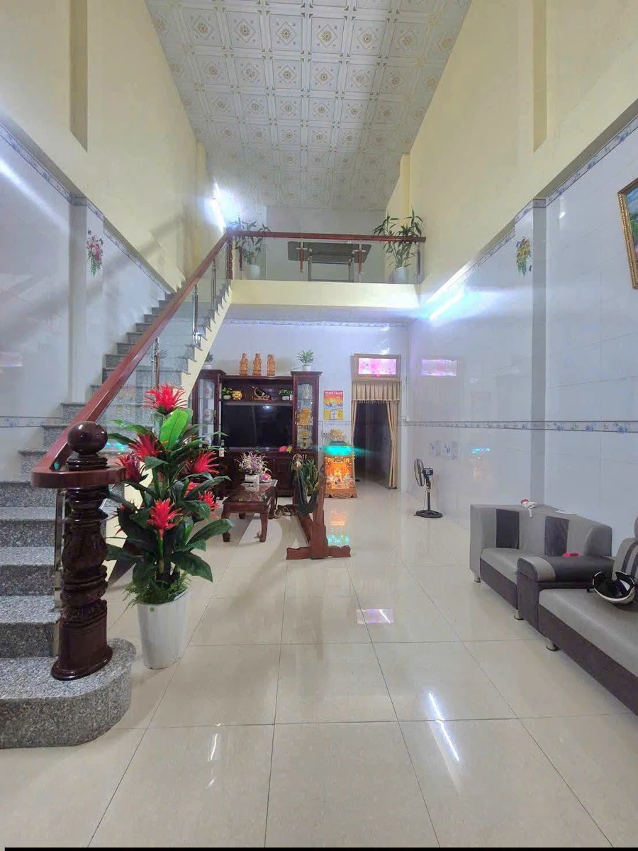 Bán nhà mặt tiền 4.75m x 19m, 2 phòng ngủ, Bạc Liêu - Ảnh 1