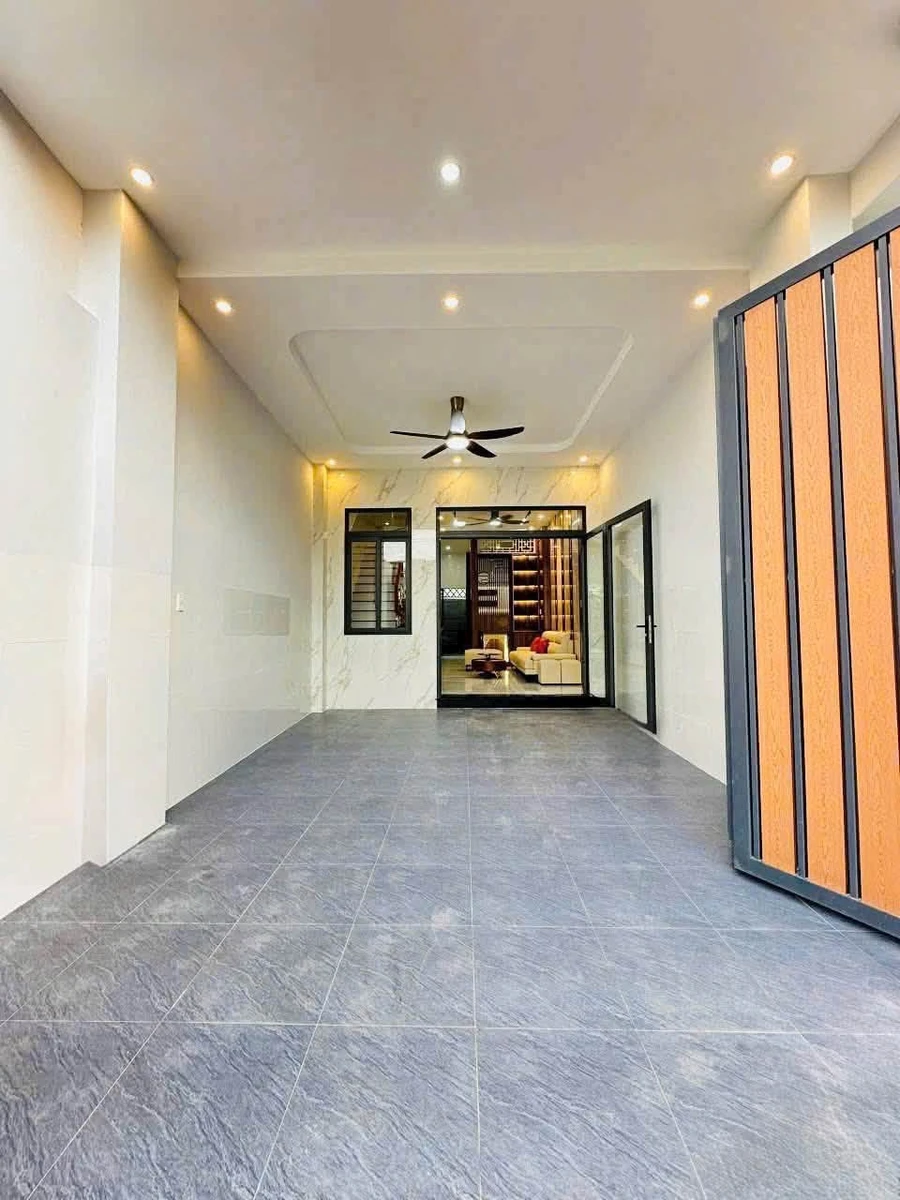 Bán nhà 2 lầu 4PN, 76.5m² Tân Phong, 4 tỷ 190 - Ảnh thu nhỏ 3