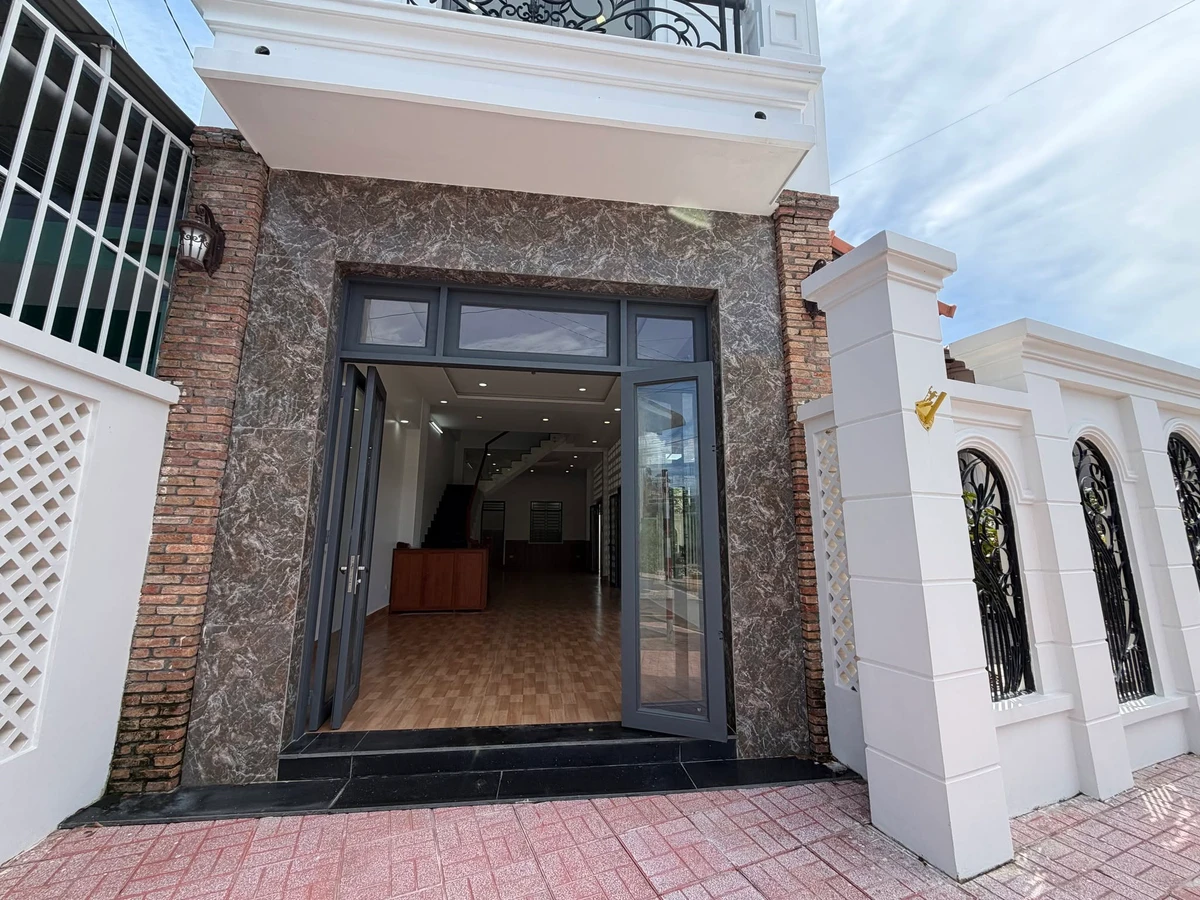 Bán nhà 2 mặt tiền 294m² Tây Ninh 4,5 tỷ - Ảnh thu nhỏ 5