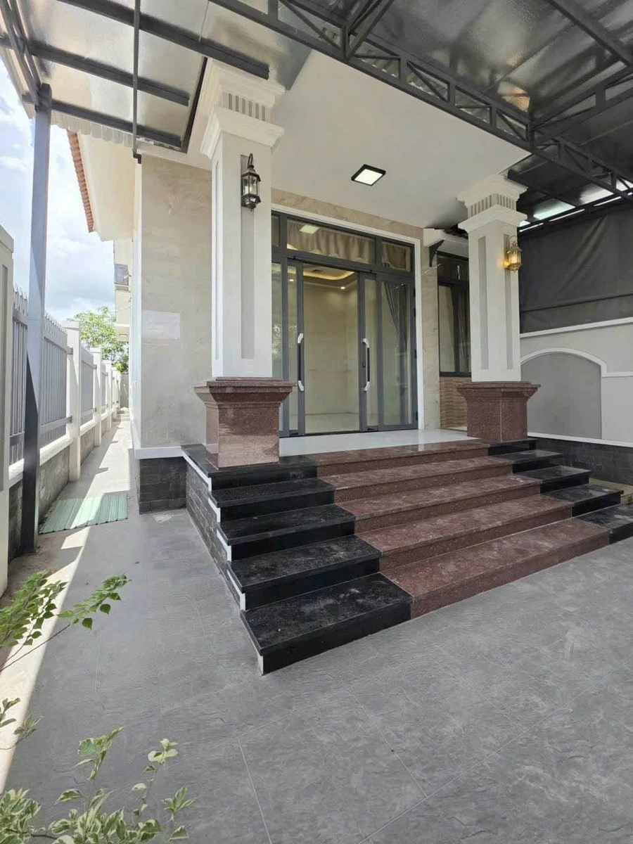 Bán nhà mái Thái 117m², 2 phòng ngủ, hẻm 82 Nguyễn Chí Thanh, Phường Long Hoa, Tây Ninh - Ảnh thu nhỏ 3