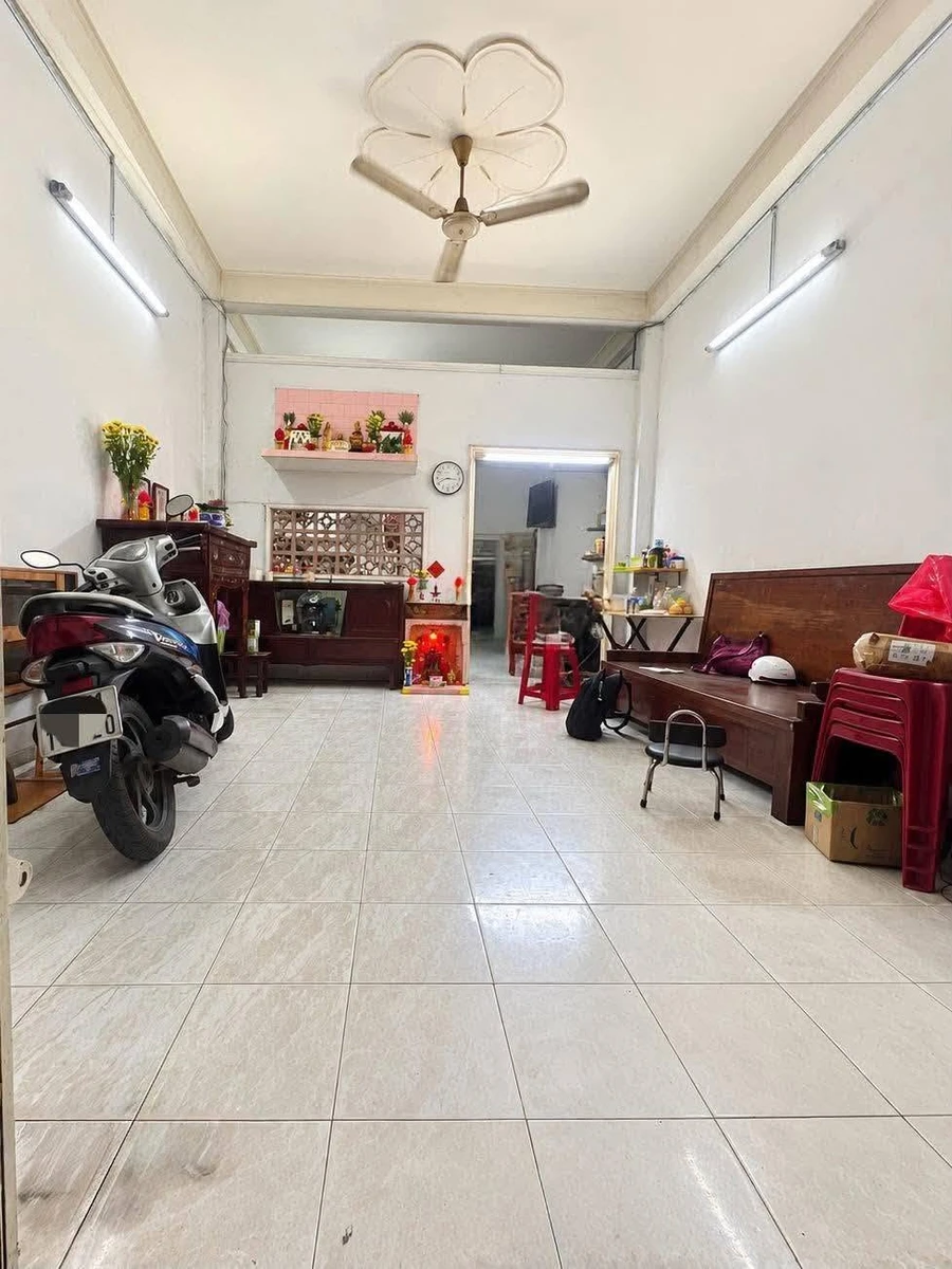 Bán nhà 3 tầng 53m² Quận 11, gần chợ Điện Tử 7 tỷ - Ảnh thu nhỏ 2
