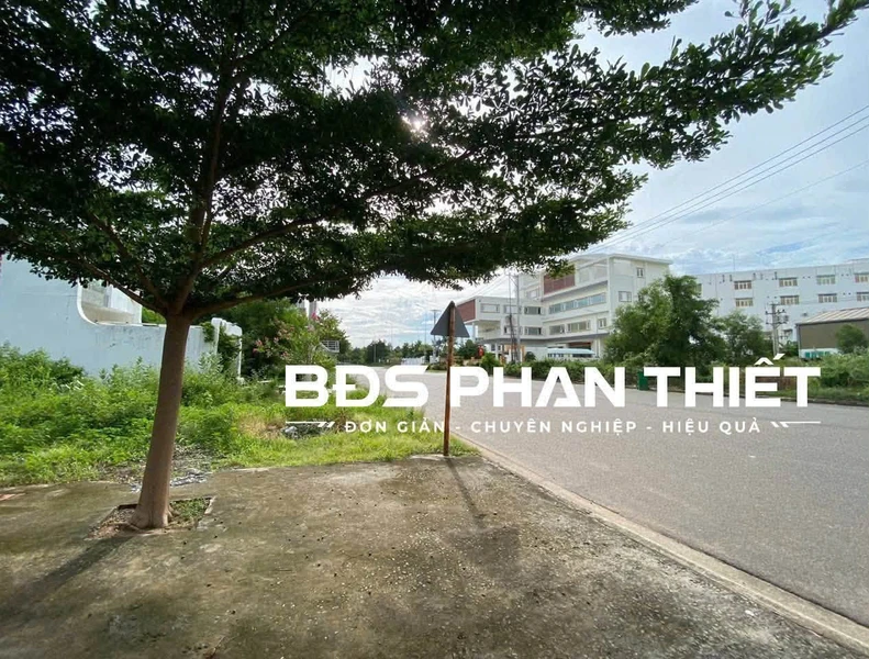 Bán đất thổ cư Hàm Thắng Lâm Đồng 107.5m2 giá 3.3 tỷ