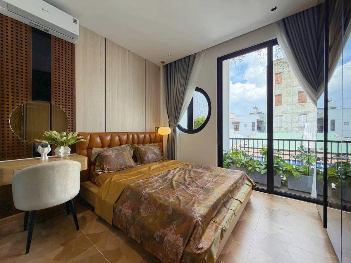 Bán nhà 3 tầng 77m2, 3PN, hồ bơi Quận 1 - Ảnh 1