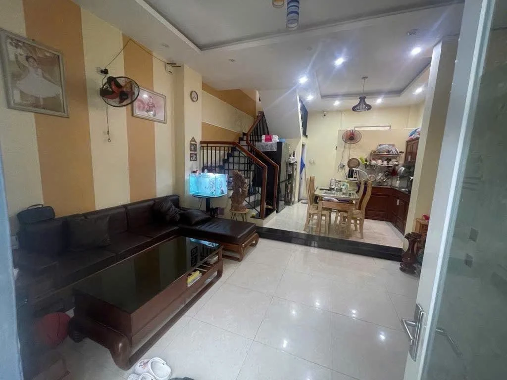 Bán nhà 2 tầng 41m² gần đường 3/2 3 tỷ 150 triệu - Ảnh thu nhỏ 4