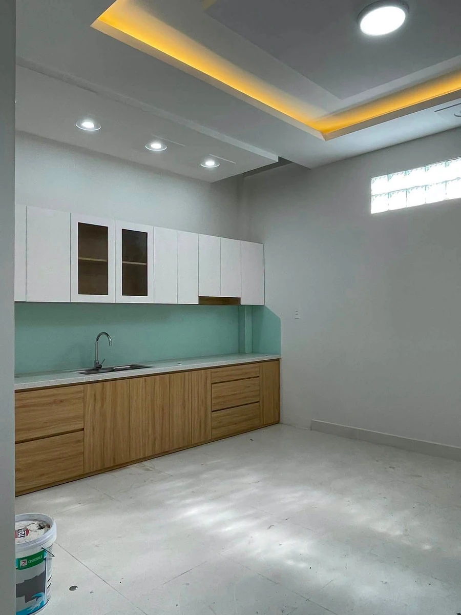 Bán nhà 1 trệt 3 lầu 61,5m2 hẻm ô tô gần Lê Văn Thịnh giá 7,5 tỷ - Ảnh thu nhỏ 3