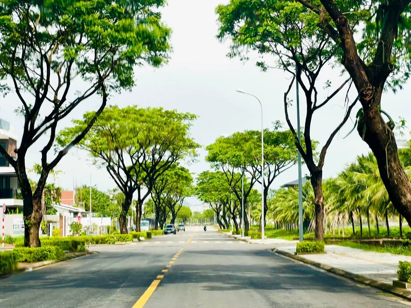 Bán đất 335m² 2 mặt tiền view kênh FPT City Đà Nẵng