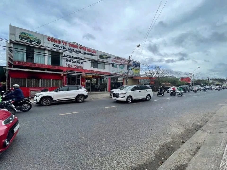 Bán lô đất 2 mặt tiền Nguyễn Công Trứ, Đà Lạt, 800m2, 75 tỷ - Ảnh thu nhỏ 2