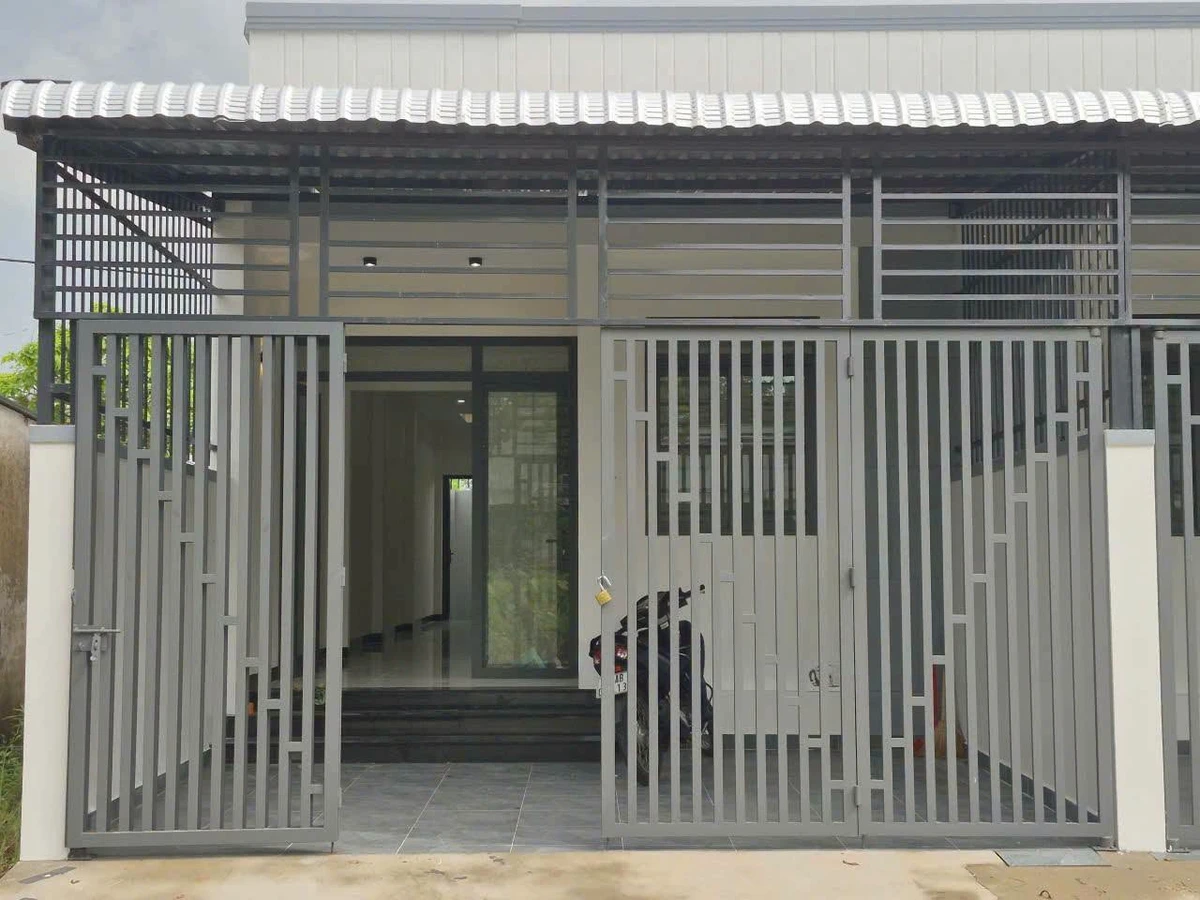 Bán nhà mặt tiền Lê Minh Xuân, Rạch Giá 95m² - Ảnh thu nhỏ 2