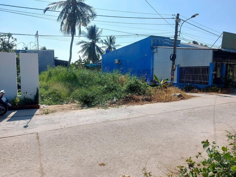 Bán 203m² đất mặt tiền Nguyễn Biểu Rạch Giá 780 triệu